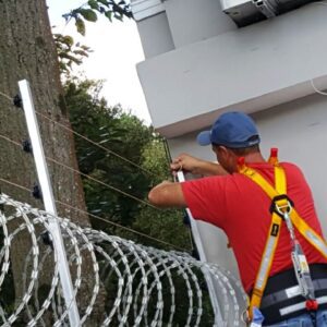 Curso de instalção e manutenção de cerca elétrica